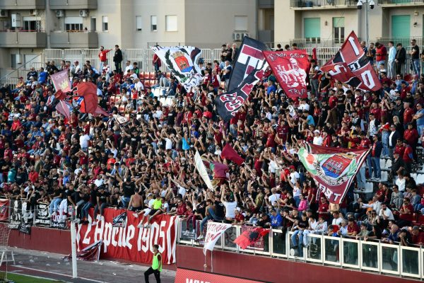 La curva dello stadio Provinciale
